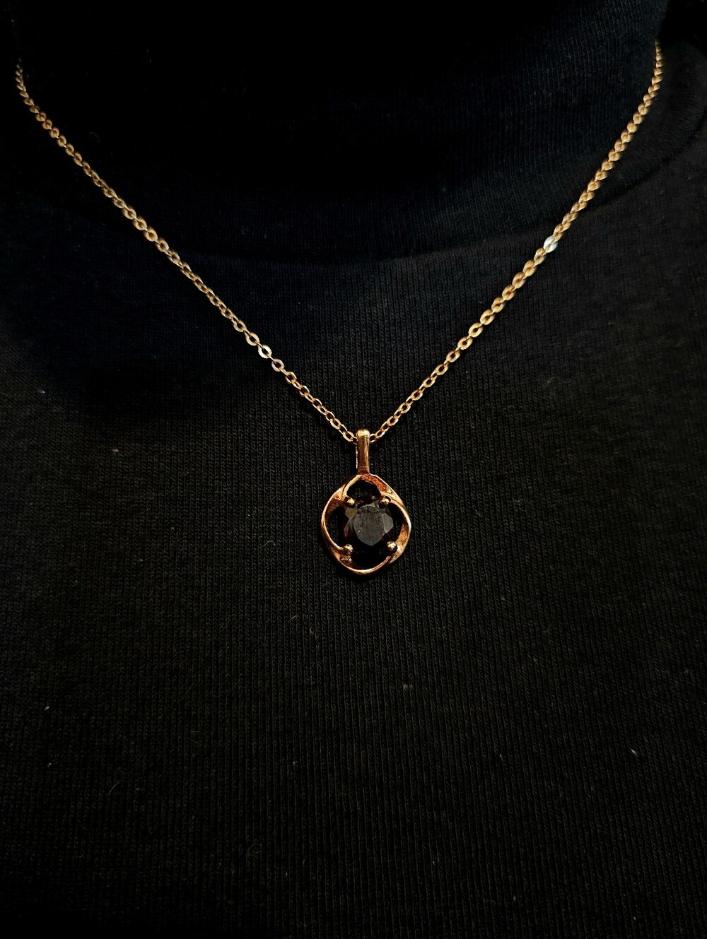 Vintage Gold-Tone Garnet Stone Pendant Necklace